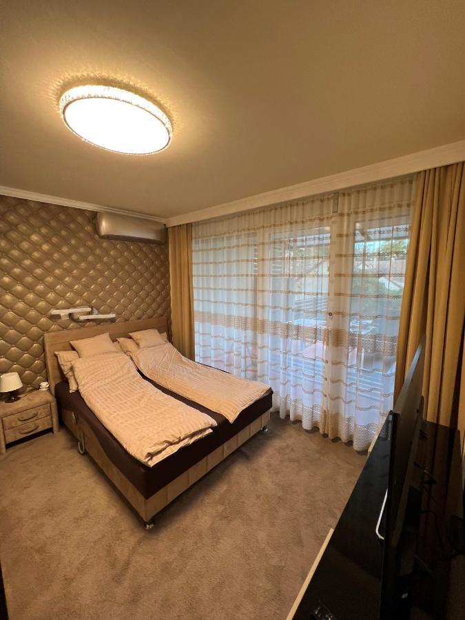 Parizsi Udvar Premium Apartman Apartment Debrecen Exterior photo